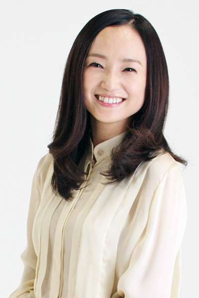 “奇跡の45歳”永作博美にCM共演の22歳・新木優子よりも「かわいい」の声