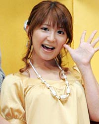 “奇跡の45歳”永作博美にCM共演の22歳・新木優子よりも「かわいい」の声