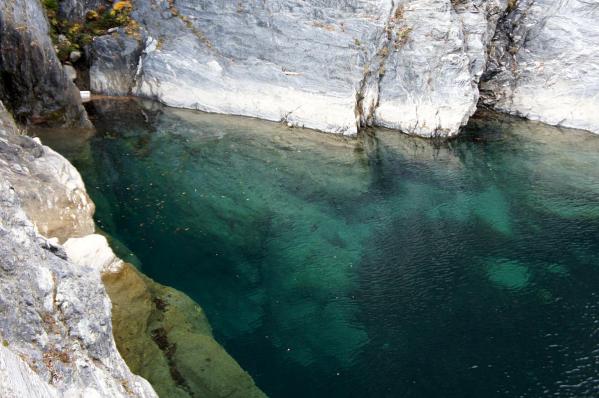 国内で綺麗な川