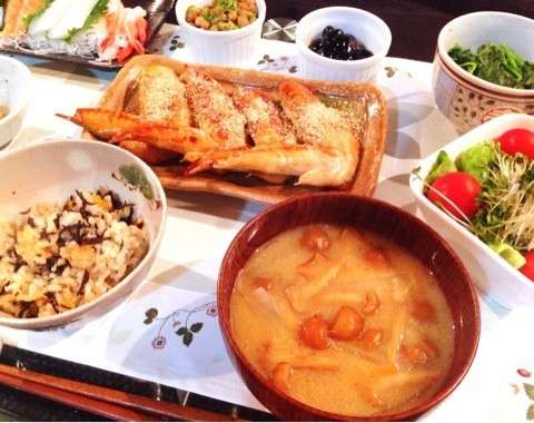 これなら外食しないわ…現役サッカー選手の奥さんが作る手料理がどれも美味しそう - Spotlight (スポットライト)