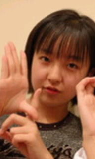 板野友美のライブチケットが「破格の安値」で投げ売りされている！