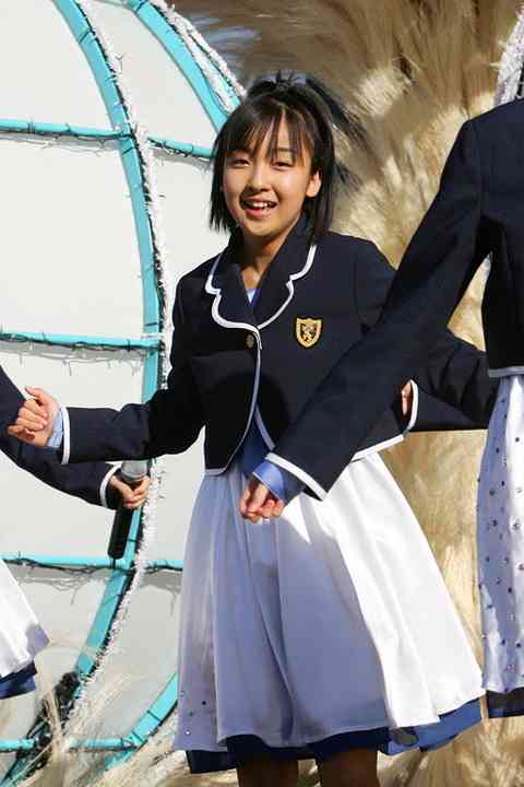板野友美のライブチケットが「破格の安値」で投げ売りされている！