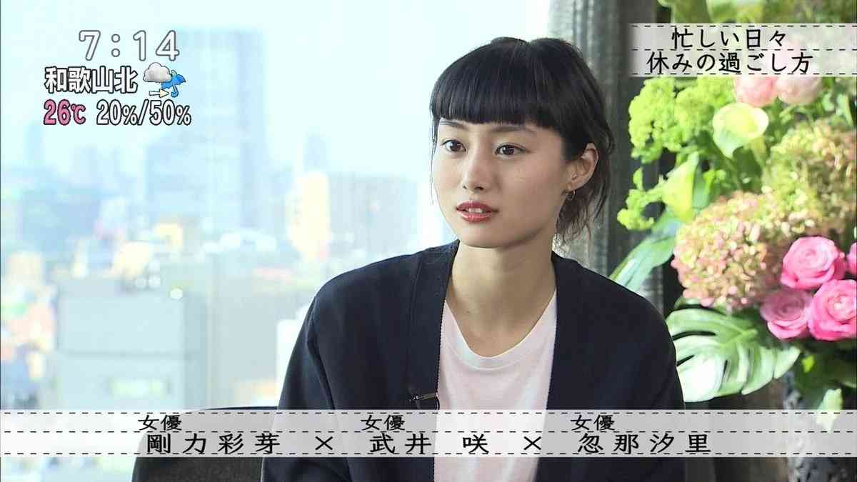 忽那汐里、出産説を完全否定！ネットの噂にあきれ顔「産んでないわ！」