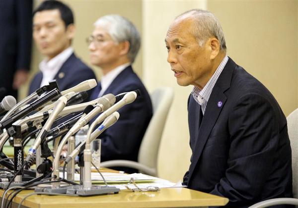 【舛添氏「第三者」調査結果会見（３）】実演して説明…「書道で筆がスムーズに滑る」ので上海で購入の中国服は「不適切でない」　中華、天ぷらは「私的な食事の可能性高い」（1/6ページ） - 産経ニュース