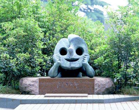 有名人のお墓参りしたことありますか？