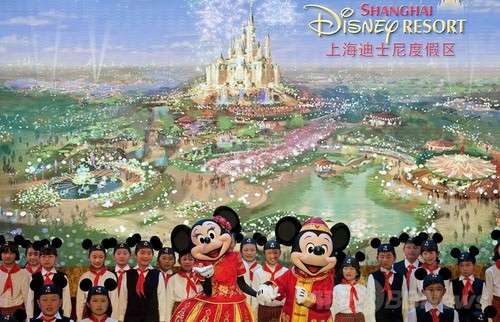 上海ディズニーランド、試験的オープンも「ゴミ、落書き、排便」最悪マナー