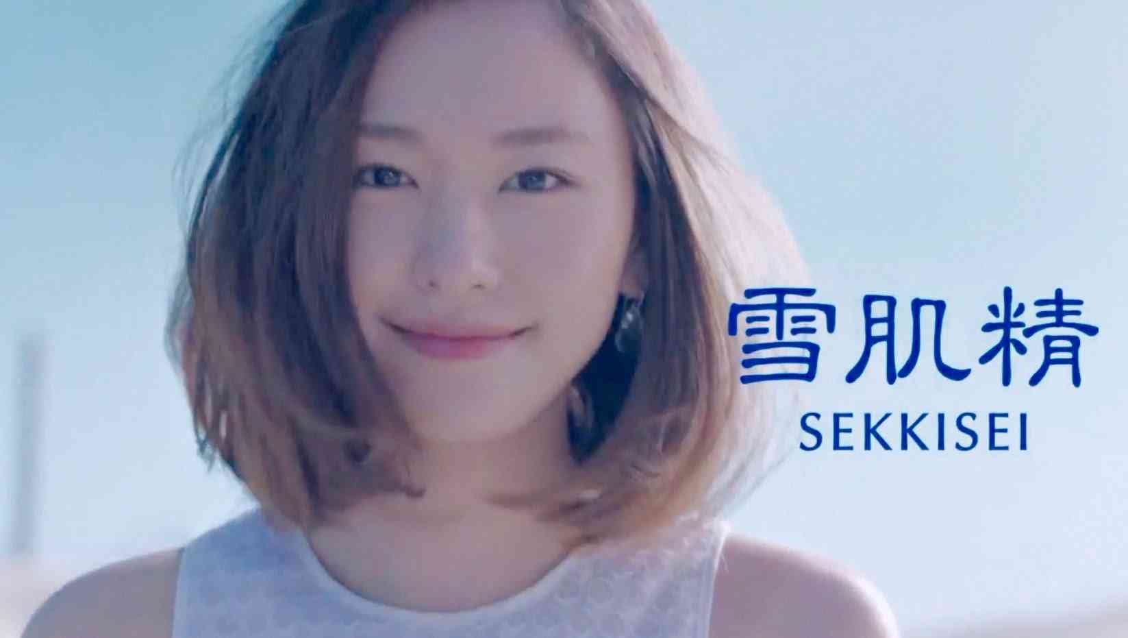 おでこを出している芸能人の画像を貼るトピ