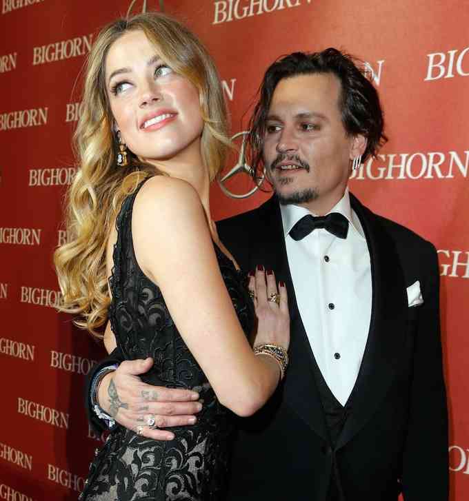 ジョニー・デップの妻が8年前に女性写真家と「同性婚」していた！