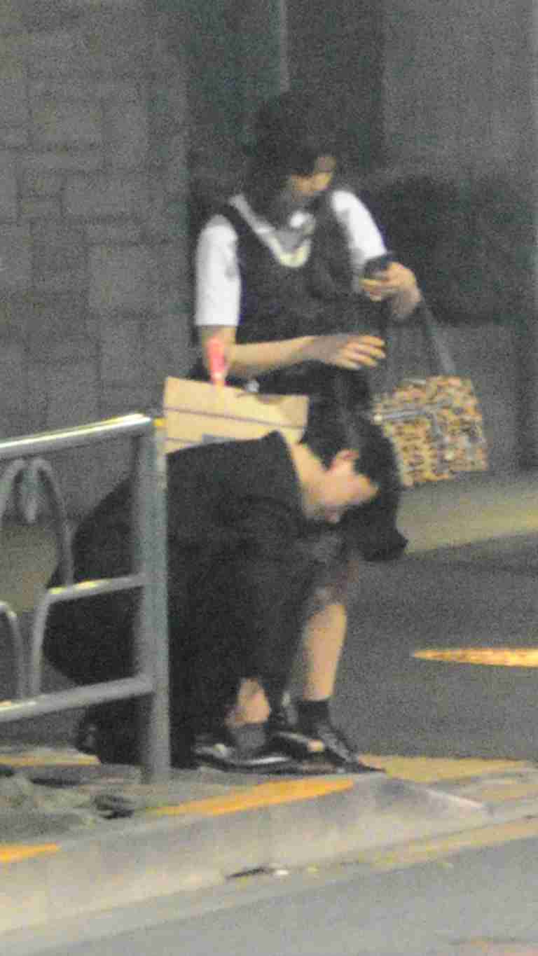 菅田将暉＆二階堂ふみが沖縄料理店個室へ　熱愛の噂は？