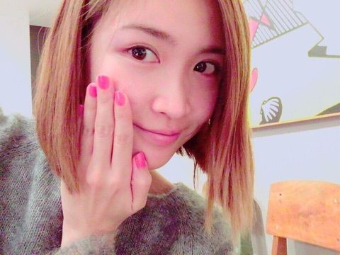 紗栄子の美ヒップに釘付け！ビキニ姿でヘルシーボディ開放
