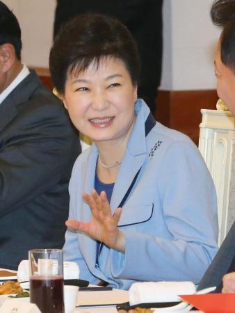 朴氏、少女像撤去の合意なし強調　慰安婦問題、未来に伝える必要 - 共同通信 47NEWS