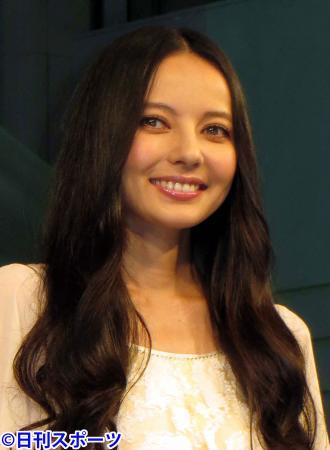 ベッキー電話で生出演「フリーです。もちろん」 （日刊スポーツ） - Yahoo!ニュース