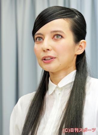 ベッキー、久しぶりにファンと対面「うれしかった」 （日刊スポーツ） - Yahoo!ニュース
