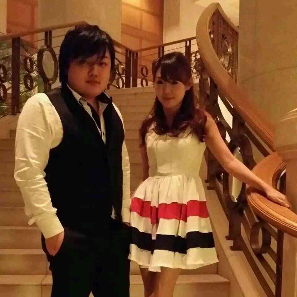 “秒速1億円”実業家の与沢翼氏　モデルの相原麻美と結婚！12月パパに