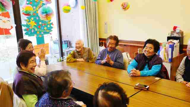 おばあちゃん達に昔の恋愛話を聞く | 多摩川源流大学