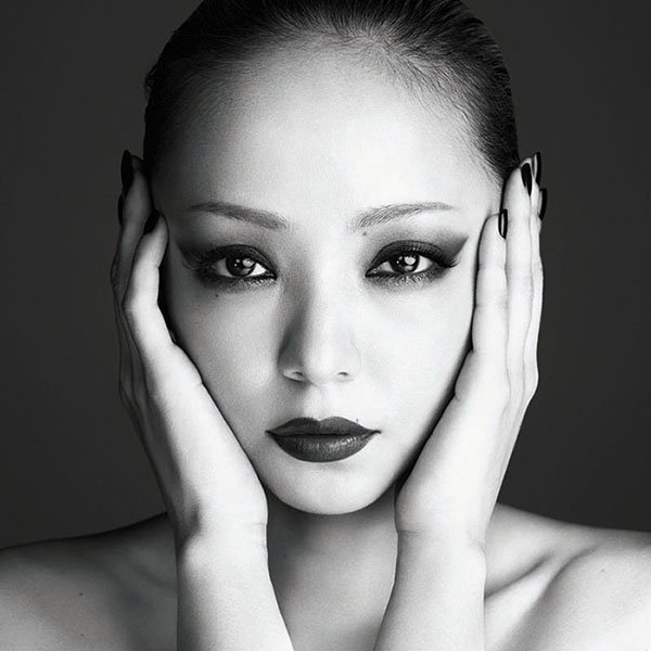 めっちゃ化粧が濃い芸能人の画像を貼るトピ
