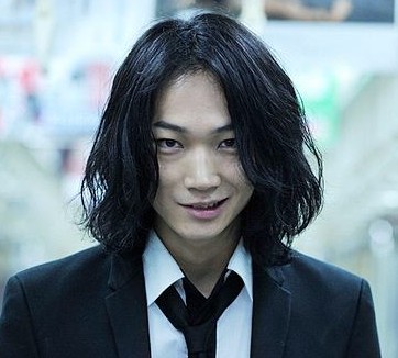 男性芸能人の髪型、似合っていたら+を押すトピ