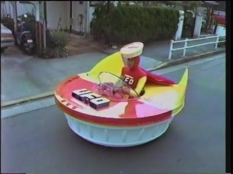 【なつかしCM集】UFO仮面ヤキソバン - YouTube