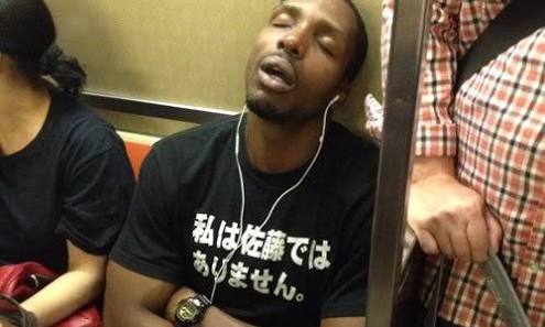 変なTシャツ画像ください！