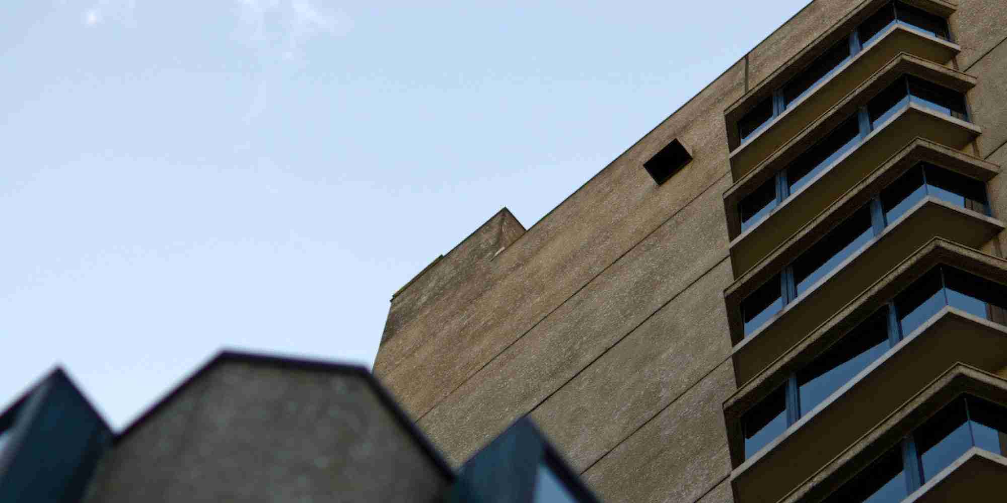 小2女児、マンションから飛び降り　強要した小4女児の両親に賠償命令「監督義務ある」
