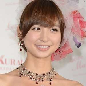 篠田麻里子、関係者に聞いた「女優としての評価」！　「惹かれない」「バーター起用も消極的」｜サイゾーウーマン