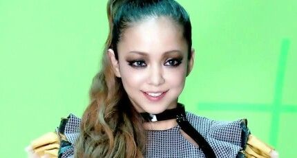 めっちゃ化粧が濃い芸能人の画像を貼るトピ