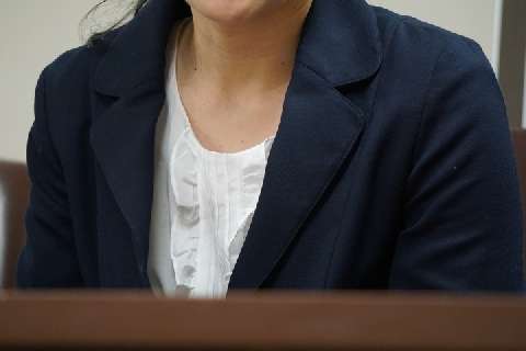 「旧姓」使用求め、学校と訴訟中の女性教師「一貫した姓でキャリアを築きたい」 - 弁護士ドットコム
