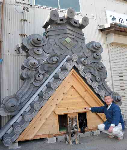 100均で犬小屋を改造→クオリティが高すぎるｗｗ