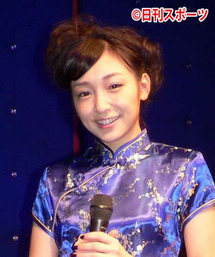 加護亜依「娘が小学校に入る前に」会社経営者と再婚 - 結婚・熱愛 : 日刊スポーツ