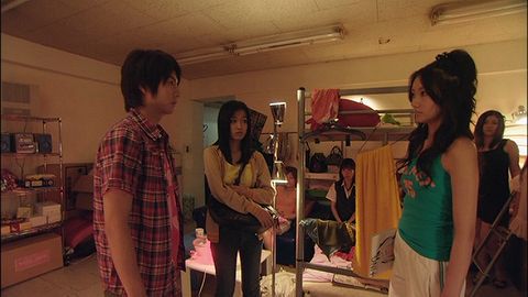 「北川景子みたい！」波瑠が封印した「茶髪ロング＆ギャルメイク」を女性が称賛