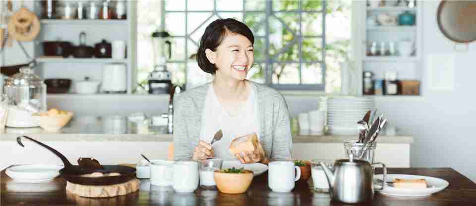 賀来賢人&榮倉奈々が結婚 交際1年でゴールイン「とても幸せです」