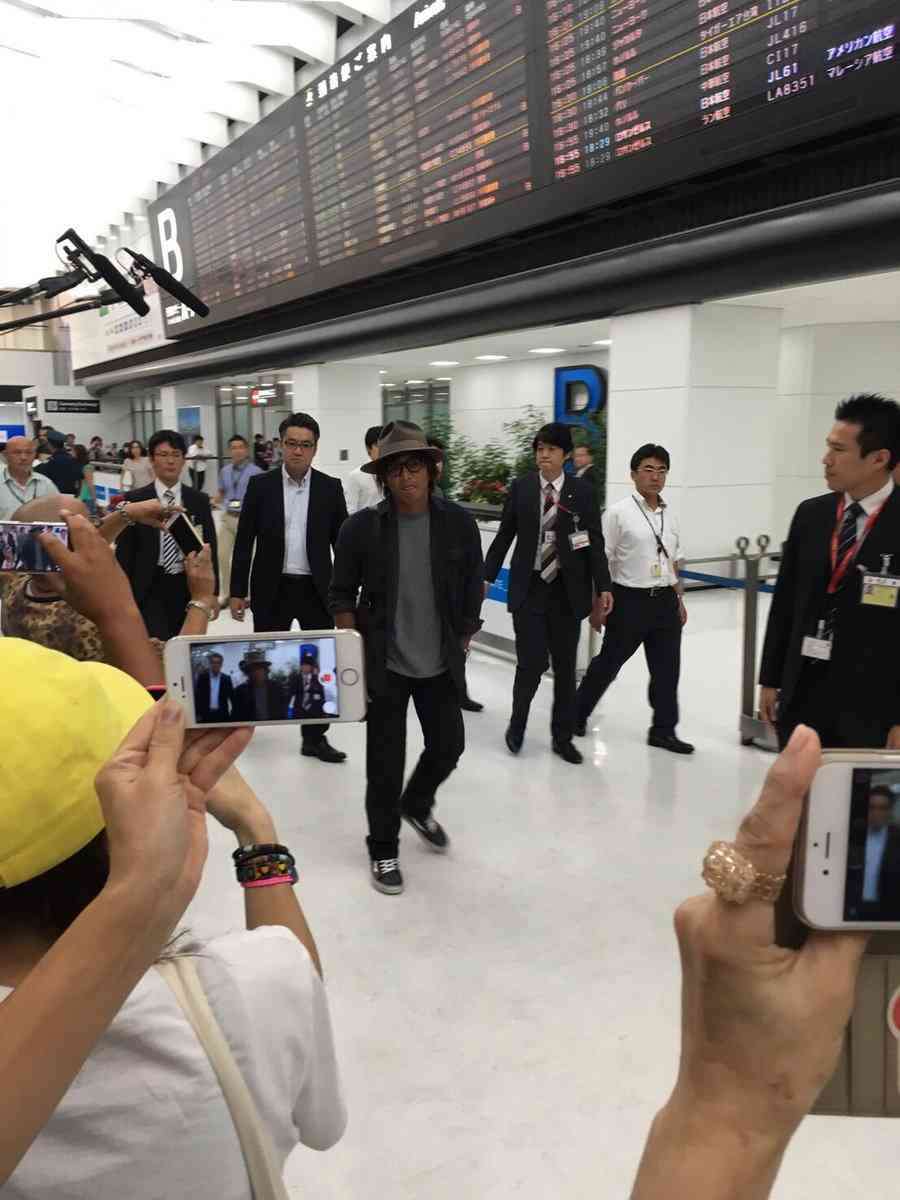 解散発表後初集結『SMAP×SMAP』、ハワイ帰り