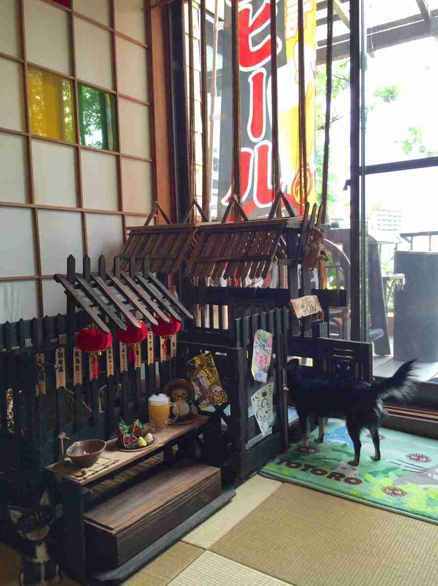 100均で犬小屋を改造→クオリティが高すぎるｗｗ