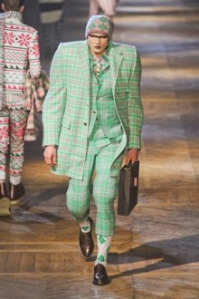 彼氏の両親へ挨拶する時の服装