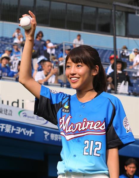 岡副麻希アナの