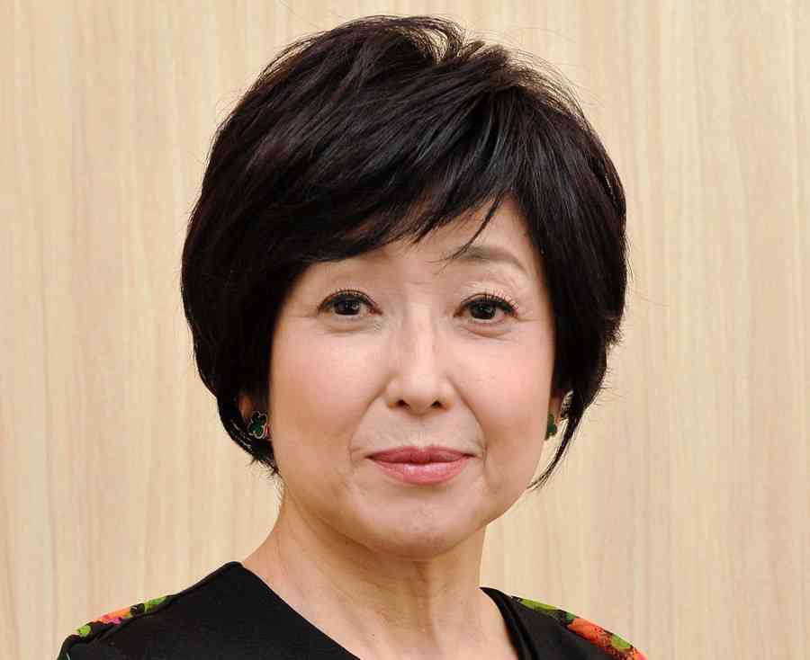 竹下景子の息子・関口アナム、27歳の今でもお小遣い  100万円の時計も買ってもらう
