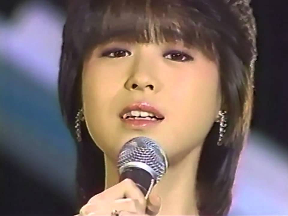 松田聖子　SWEET MEMORIES - YouTube