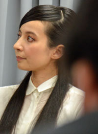 元祖「ゲス不倫」川谷絵音が風俗店待合室でつぶやいた「ベッキーが付きまとってきてウザい」 - ライブドアニュース