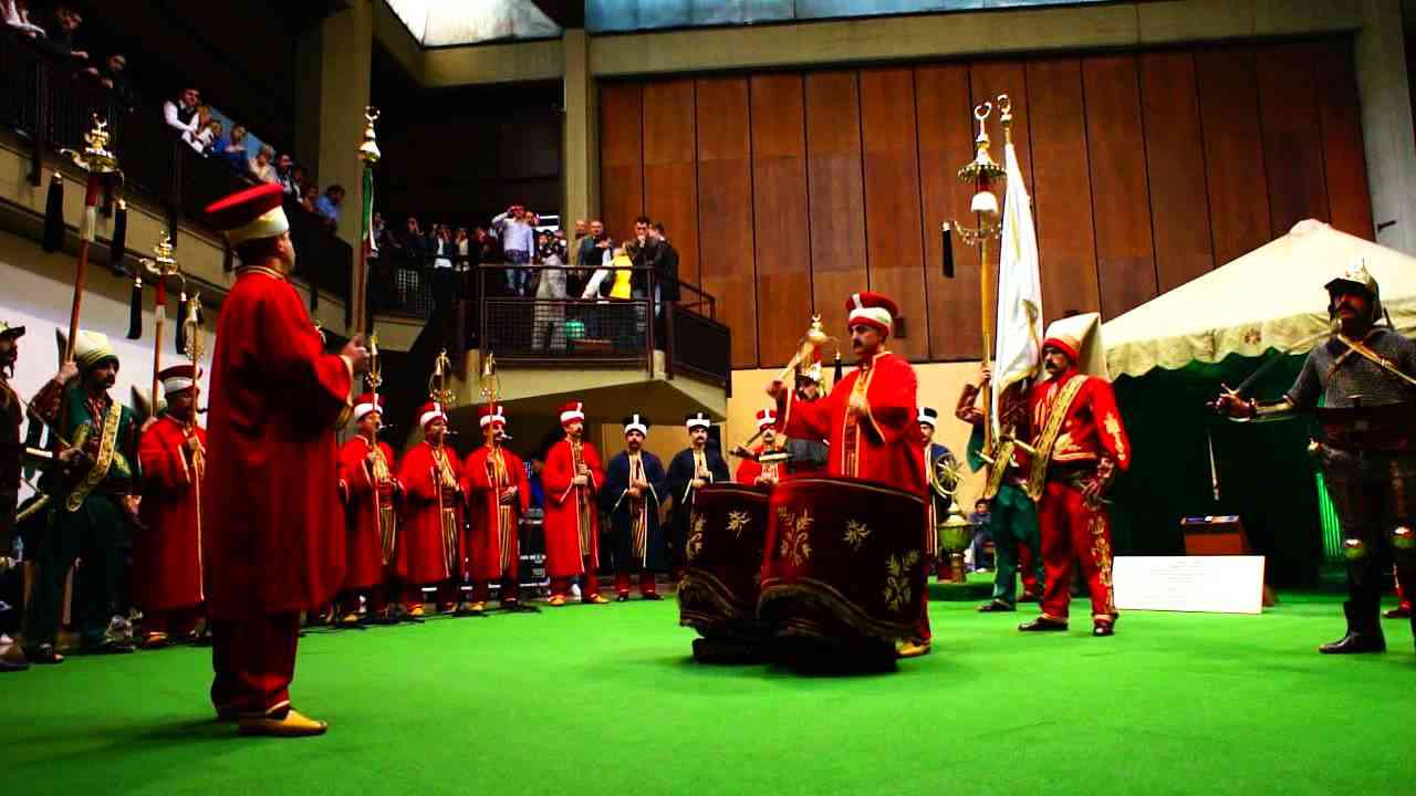 ジェッディン・デデン（Ceddin Deden） - YouTube