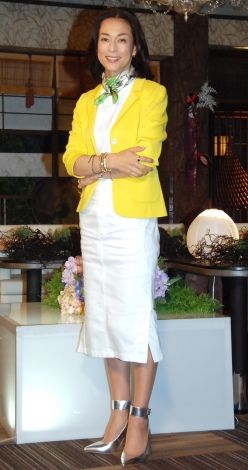 鈴木保奈美、菊池桃子のフジ連ドラに「時代遅れで観たい要素が一つもない!」