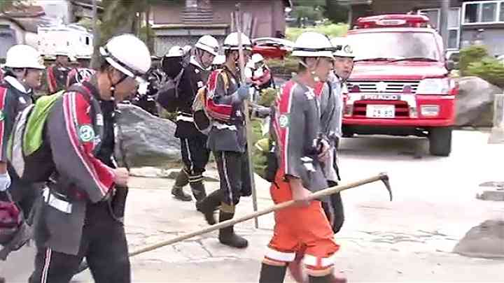 長野 不明小１女児か、川に沈んでいる子どもを発見