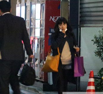 土屋太鳳　水色の花柄浴衣で華やかに　理想のデートを語る