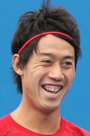 スポーツ選手のヘアスタイルを貼るトピ