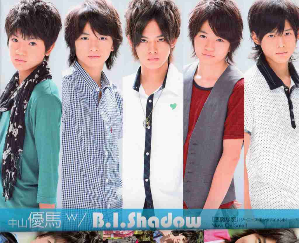 ジャニーズのシングルジャケットをガンガン貼るトピ