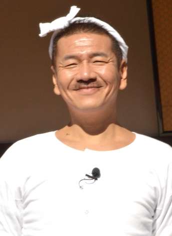 「めちゃイケ」女子メンバーの水着集合写真公開