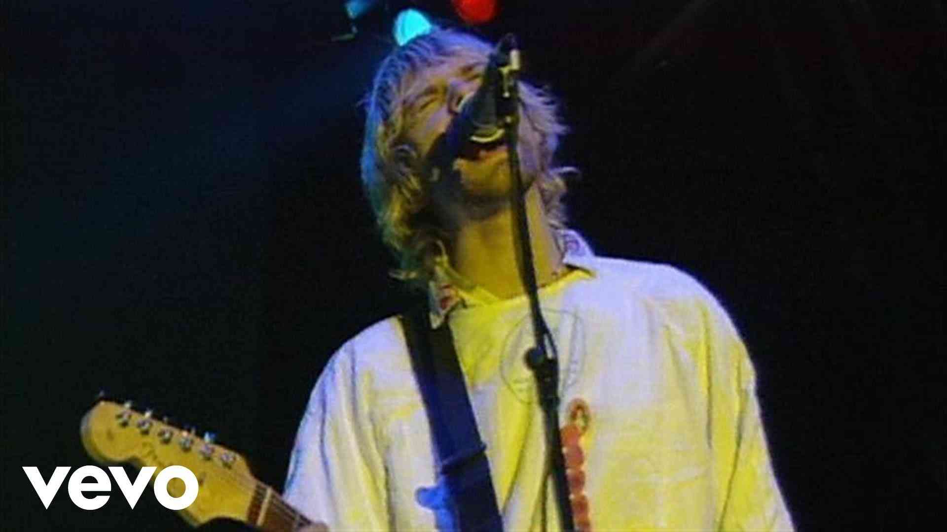 Nirvana - Tourette's (Live at Reading 1992) - YouTube