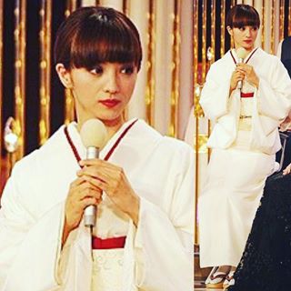アラサー以上女性芸能人のドレスアップ画像