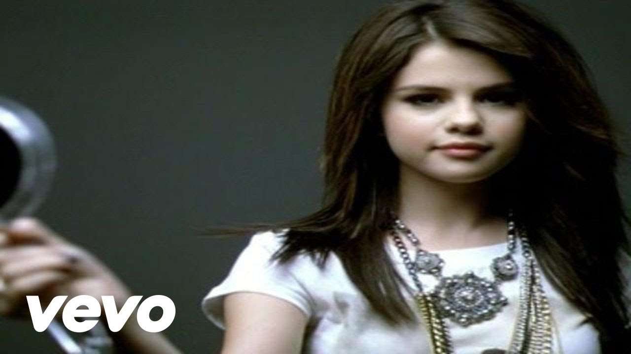 Selena Gomez & The Scene - Falling Down - YouTube