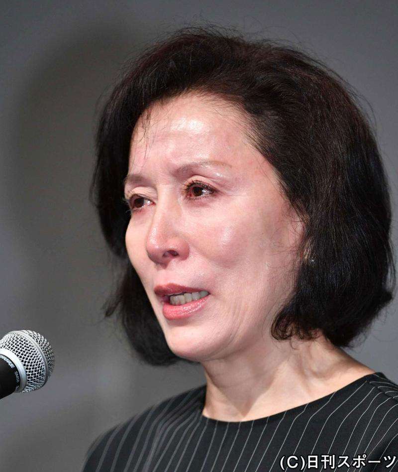 高畑淳子「ここまで愚かだとは」涙で息子の事件謝罪 - 事件・事故 : 日刊スポーツ