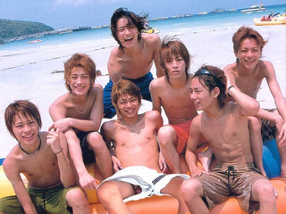 水着が似合う男性有名人の画像を貼ろうじゃないの